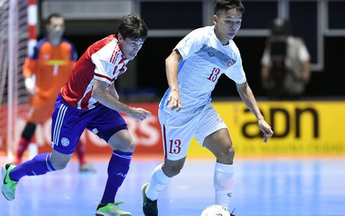 Việt Nam 1-7 Paraguay: Văn Vũ ghi bàn danh dự